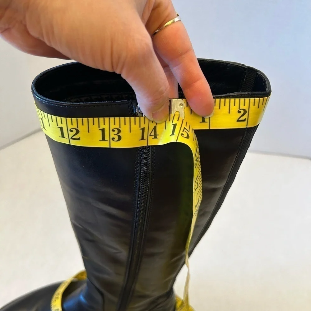 Aquatalia Geneva diamond toe water proof black leather riding boots in size 7. J